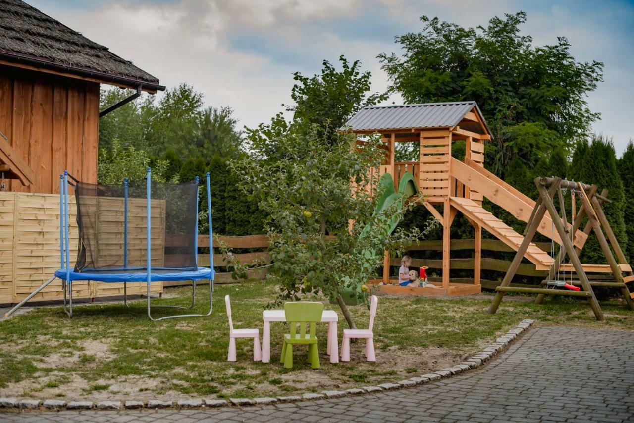 Tatarska Zagroda - Agroturystyka Dolina Baryczy Noclegi - Domek Jelonek Krosnice エクステリア 写真